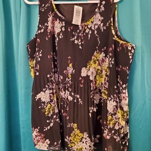 Torrid Size 2 Tank Top